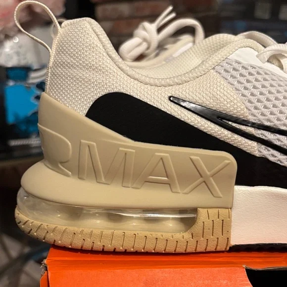 Nike Air Max Alpha Trainer 6 Sail Coconut FQ1833-100 Men’s 9 / Women’s 10.5 - Picture 4 of 8